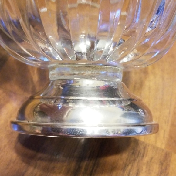 Vintage Crystal Pedestal Bowl with Silver Base by Duchin Gifts - Picture 6 of 8